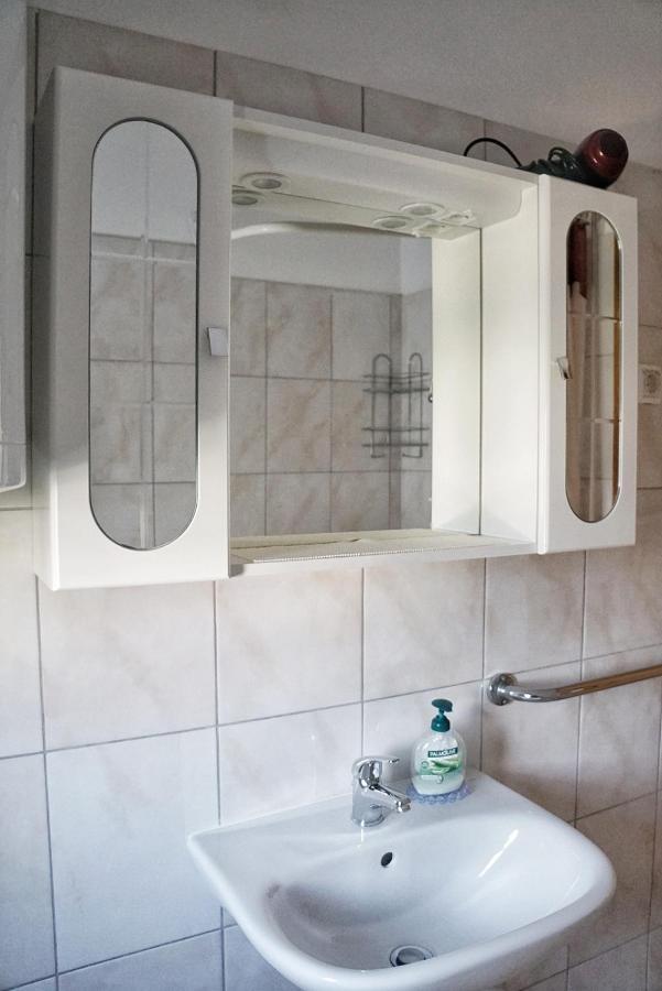 Apartmani Vesna Zambratija  Exterior photo